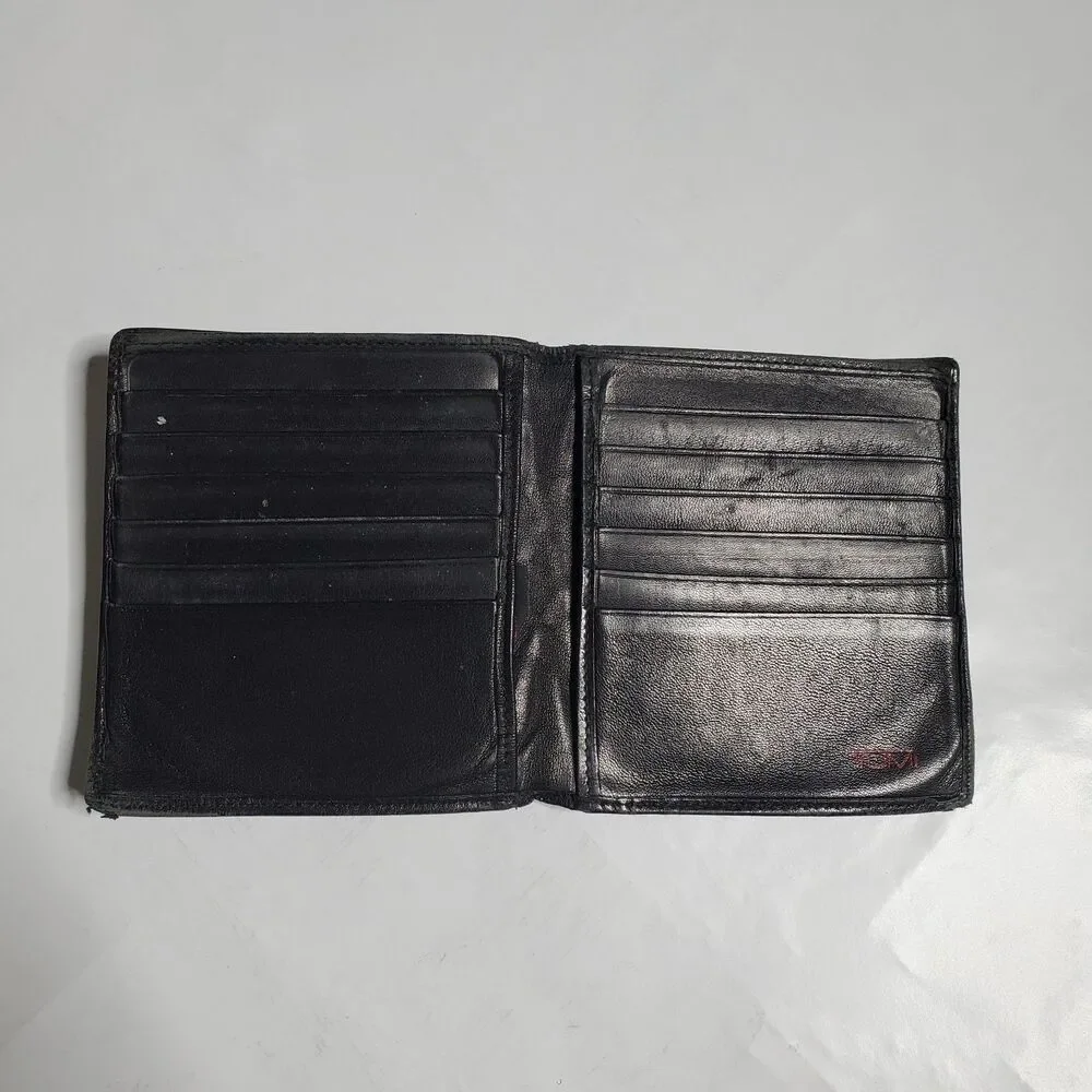 Tumi Nassau Double Billfold Leather Wallet - Black